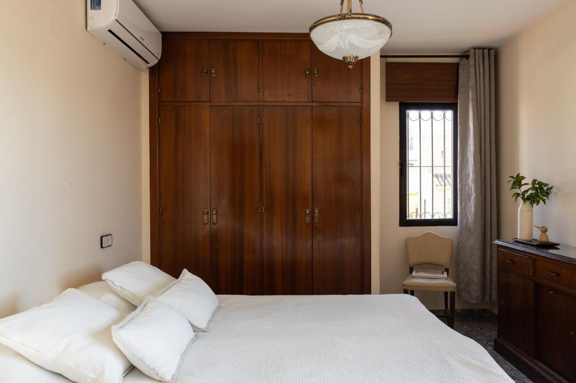 Ref 325 Elena Fuengirola