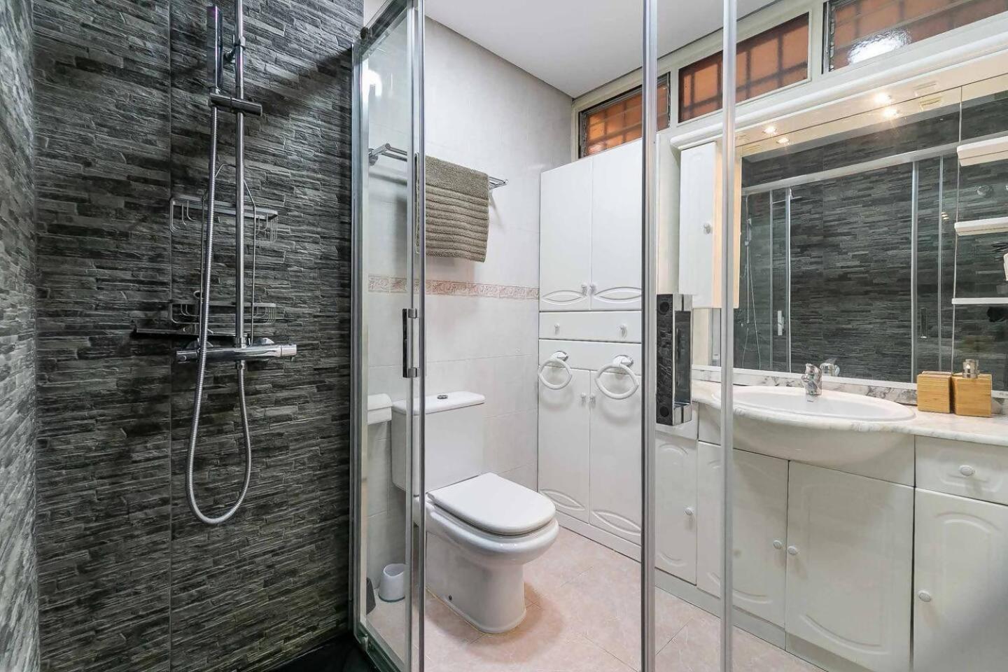 Cyv 1 Bed 1 Bath View * Fuengirola
