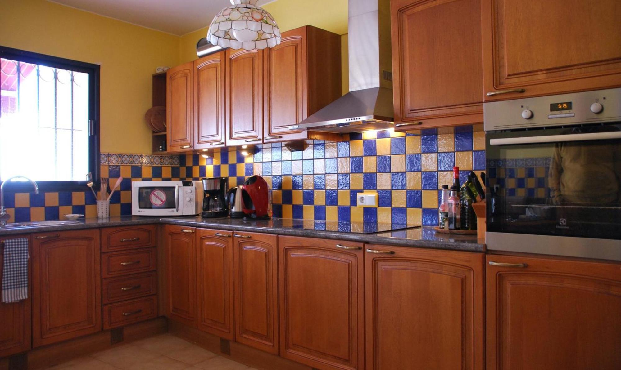 Ref 325 Elena Fuengirola