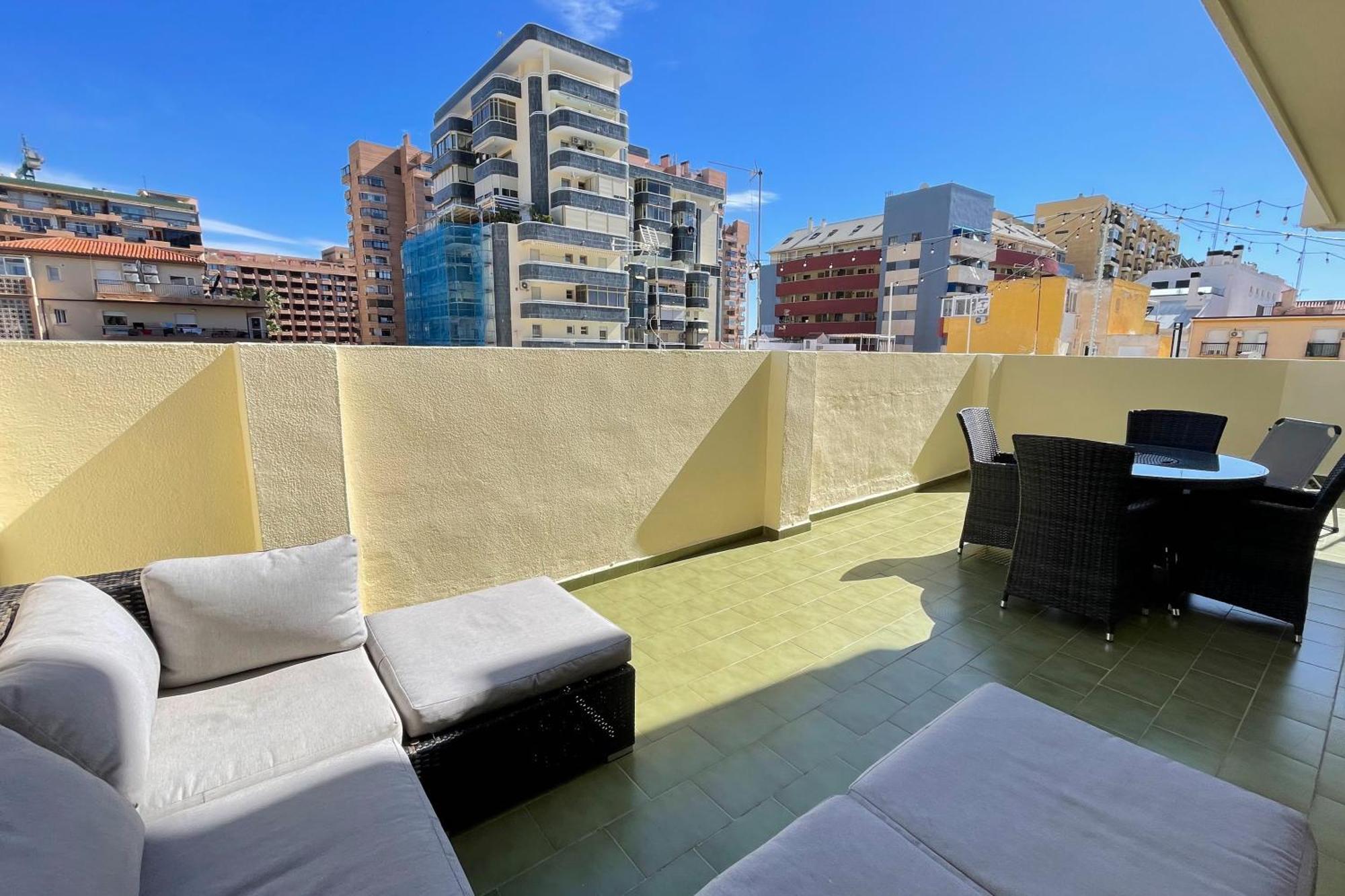 Apartment Seaside Haven: With Terrace