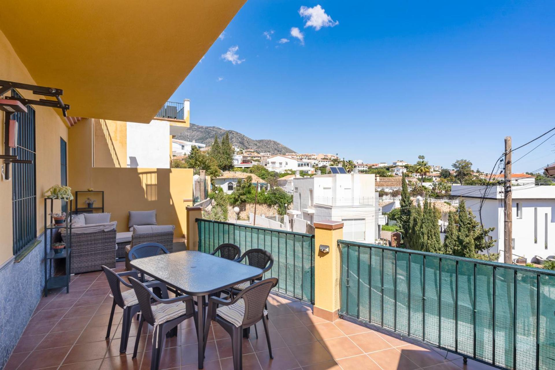 Apartment Stunning Townhouse With Private Pool And Breathtaking Views By Costarentals - Ref 11 Fuengirola