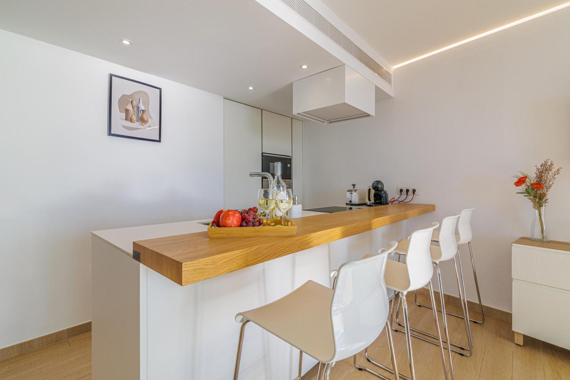 Stunning Seaview Terrace One-bedroom