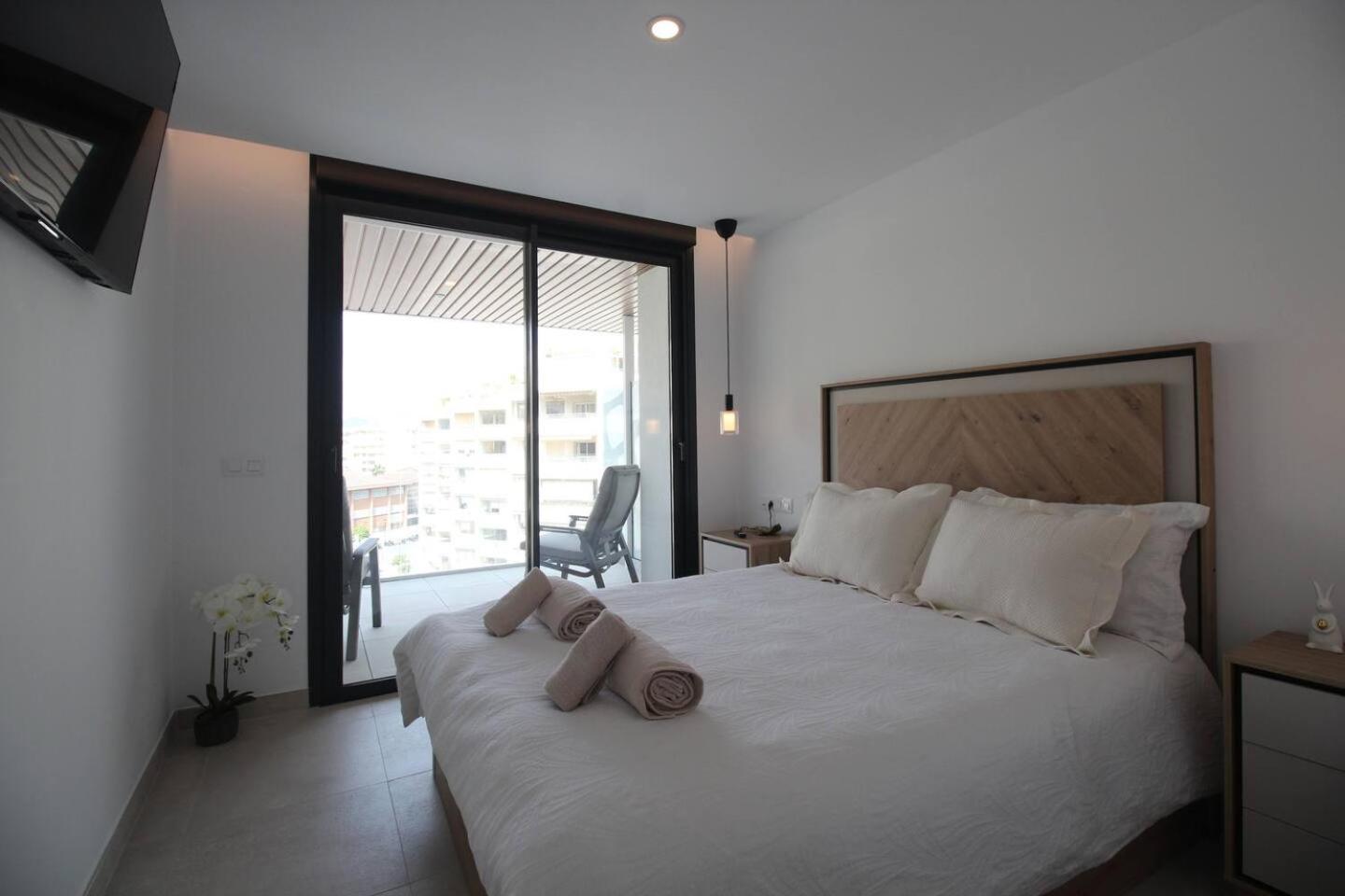 Happy Travel Jade Tower Apartment Fuengirola