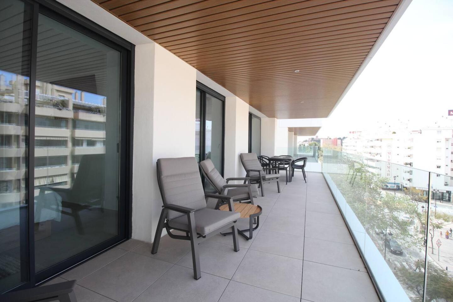Happy Travel Jade Tower Apartment