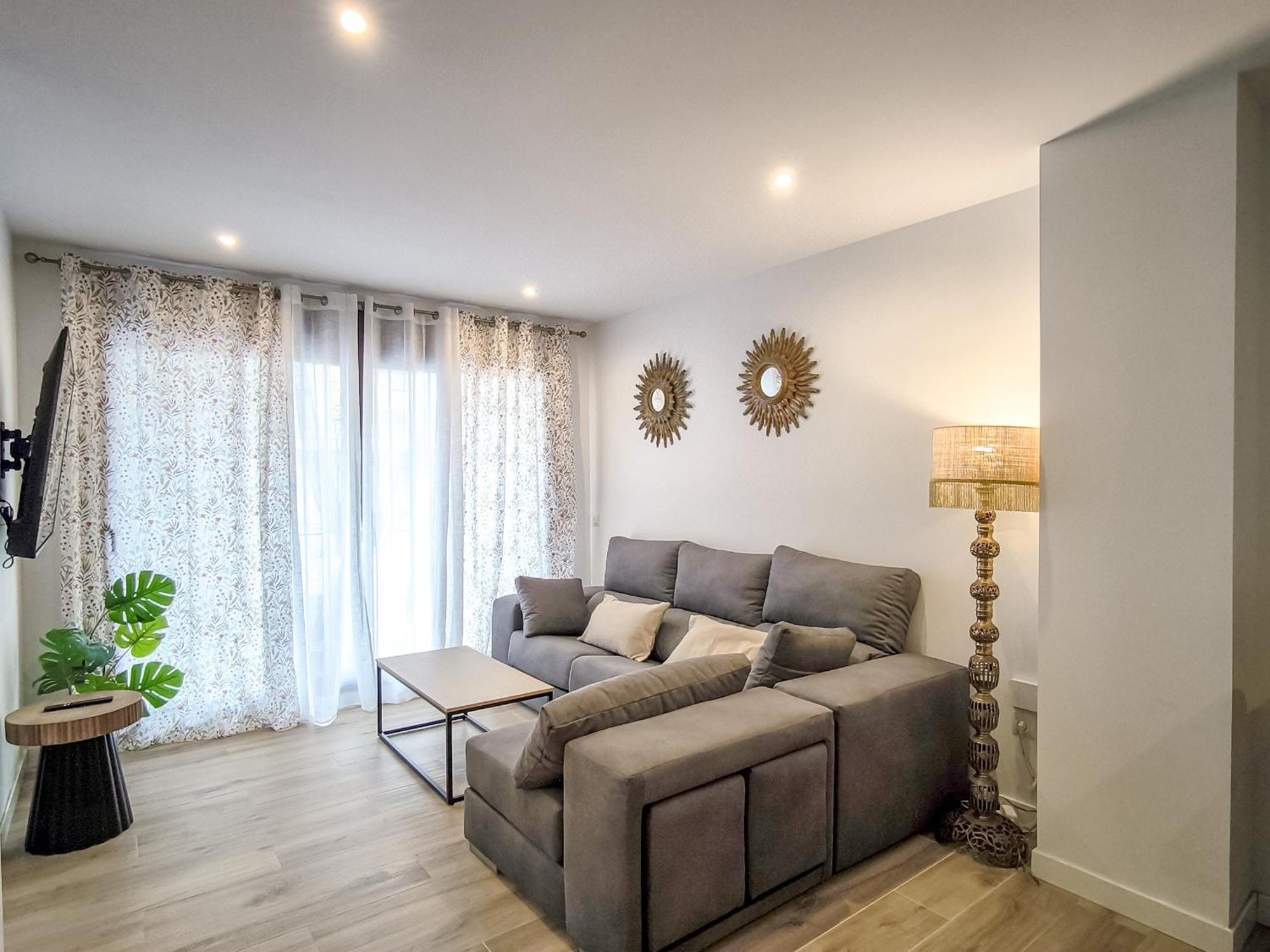 Vitvi - Picasso - 2025 - 1min Playa Apartment