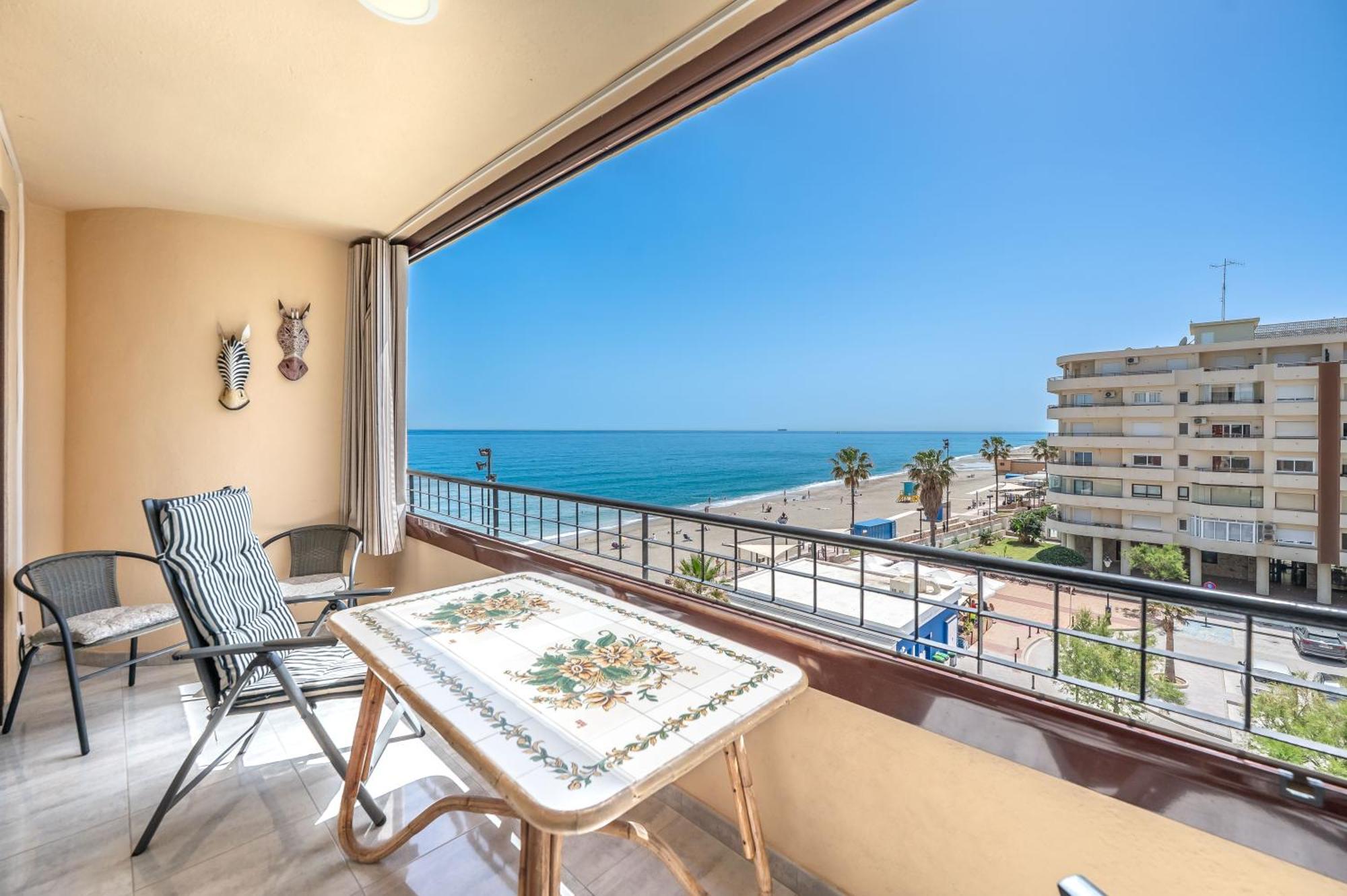 With A Sea View Apartamento *