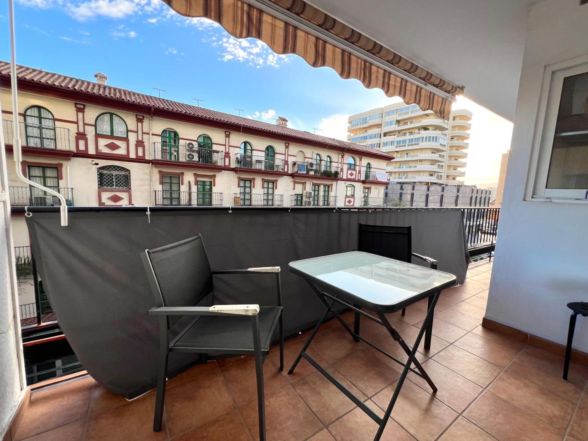 Urban Bay Center & Apartment *
