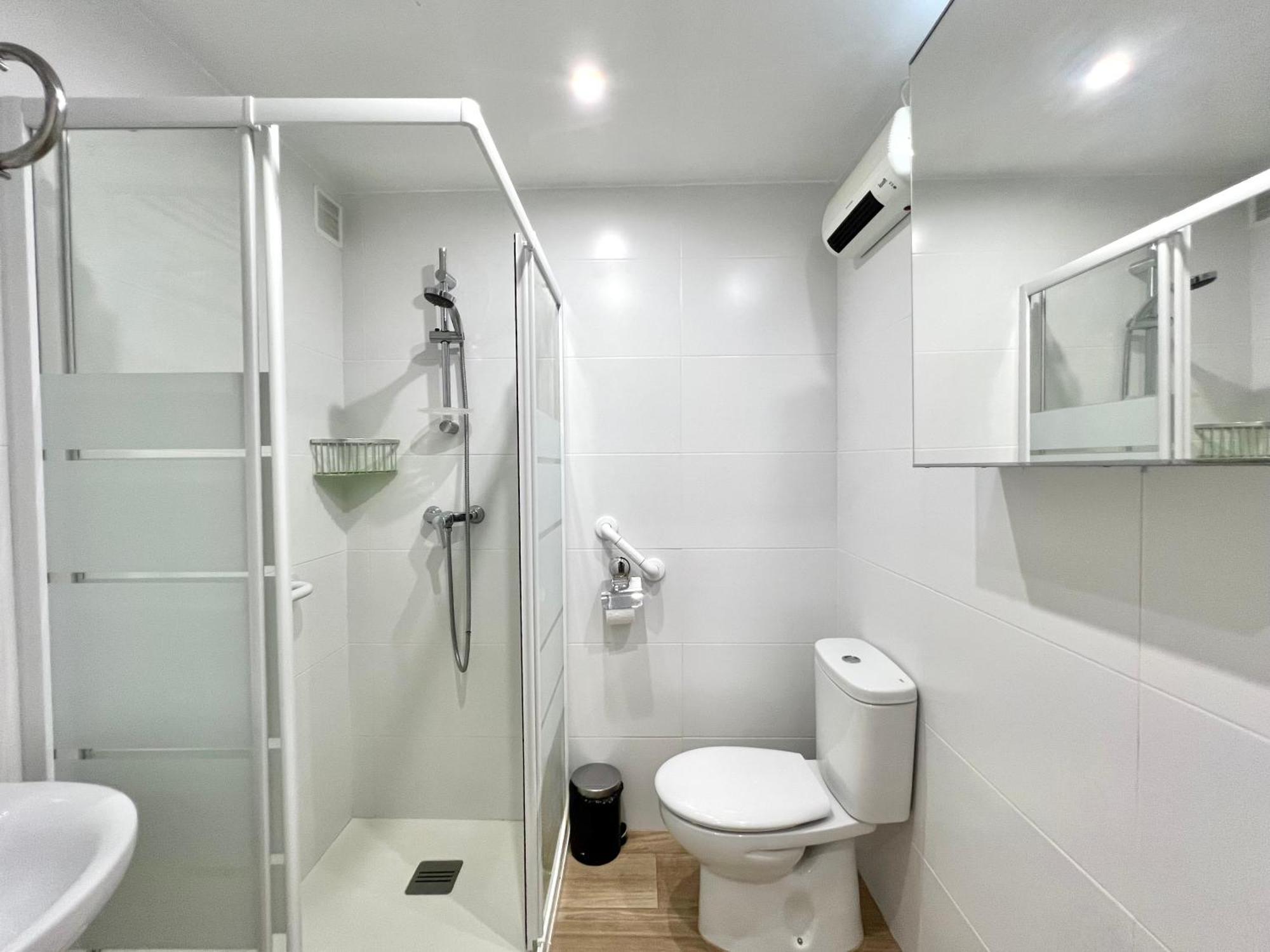 Urban Bay Center & Apartment *