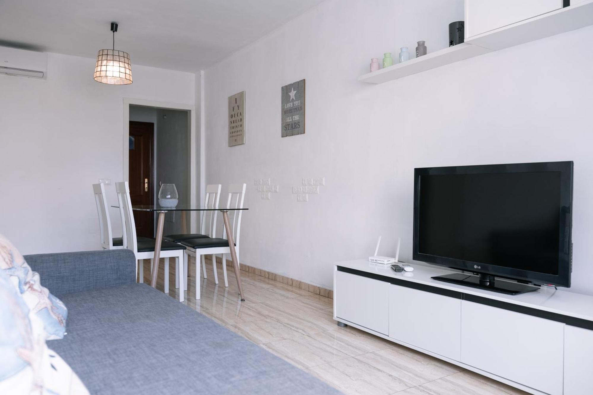 Apartment Dona Elena *
