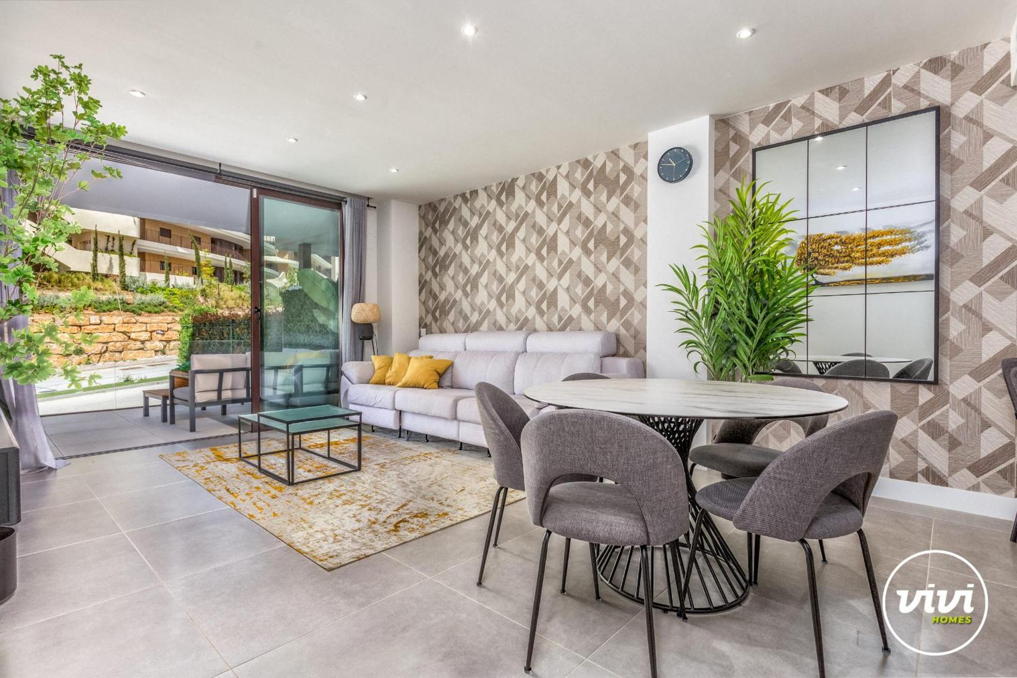 Apartment Vivi Homes - Apollo Luxury, Pool, Gym & *
