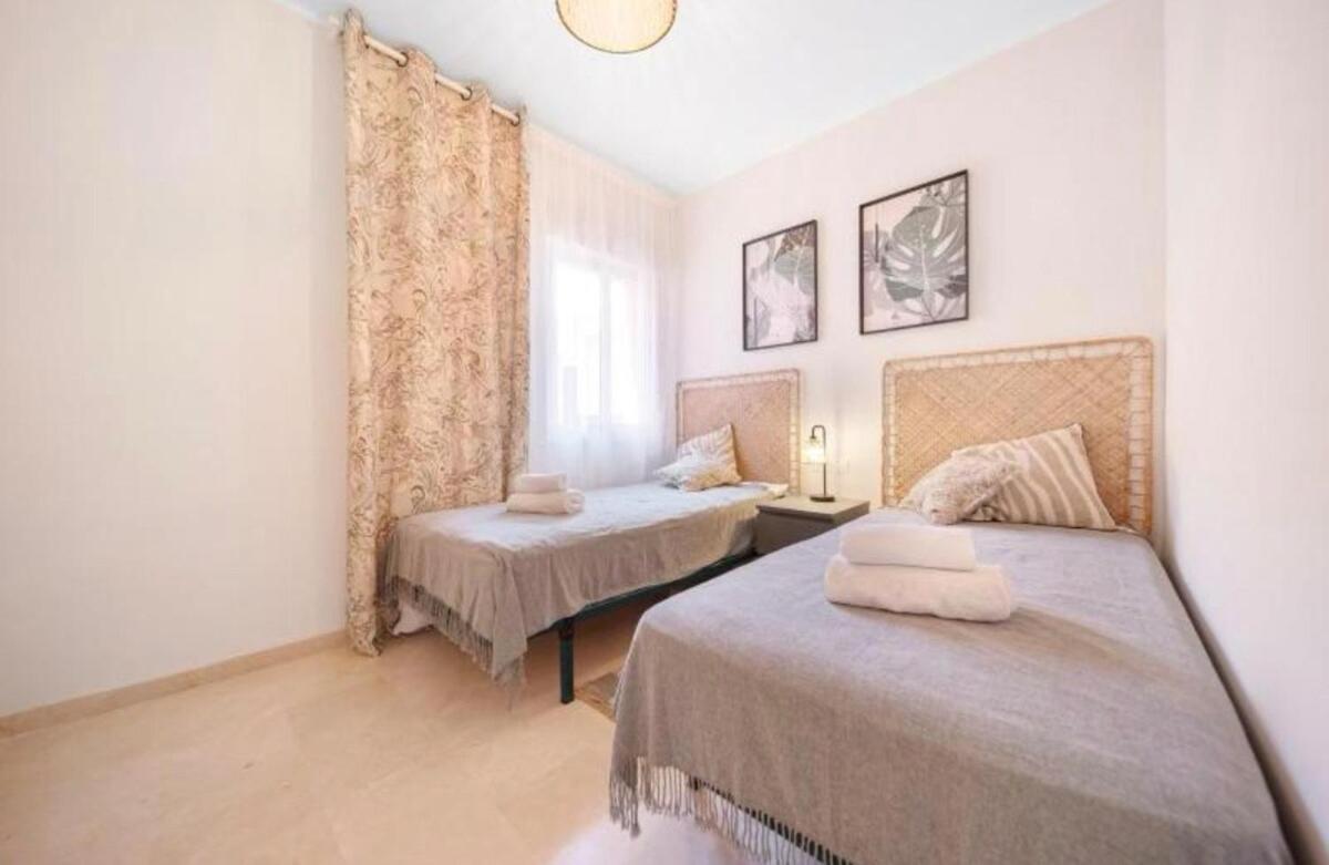 Castle And Sea Views Fuengirola