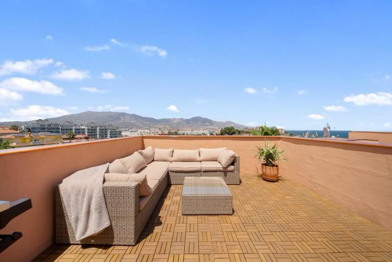 Apartment Castle And Sea Views