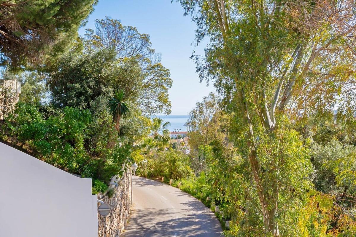 Charming With Big Terrace Apartment Fuengirola