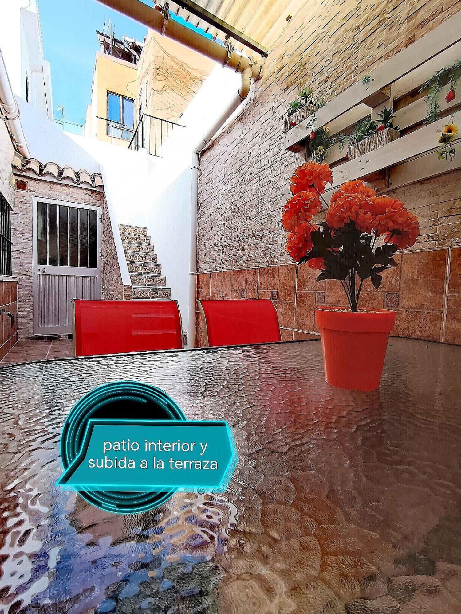 Casa Azul En El Centro De Boliches * Fuengirola