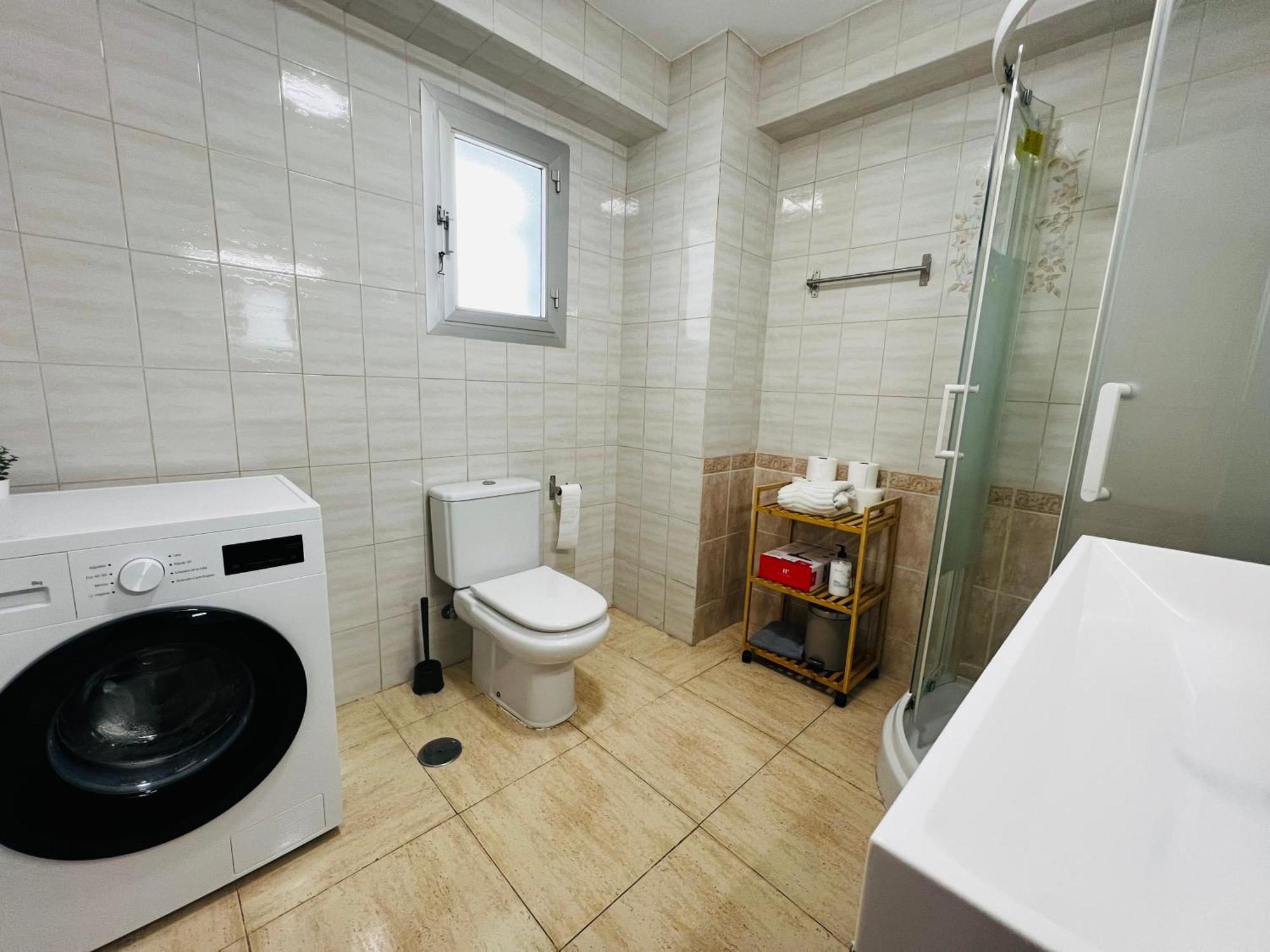 Boliches, Pax6, Wifi And Pool Apartment Fuengirola