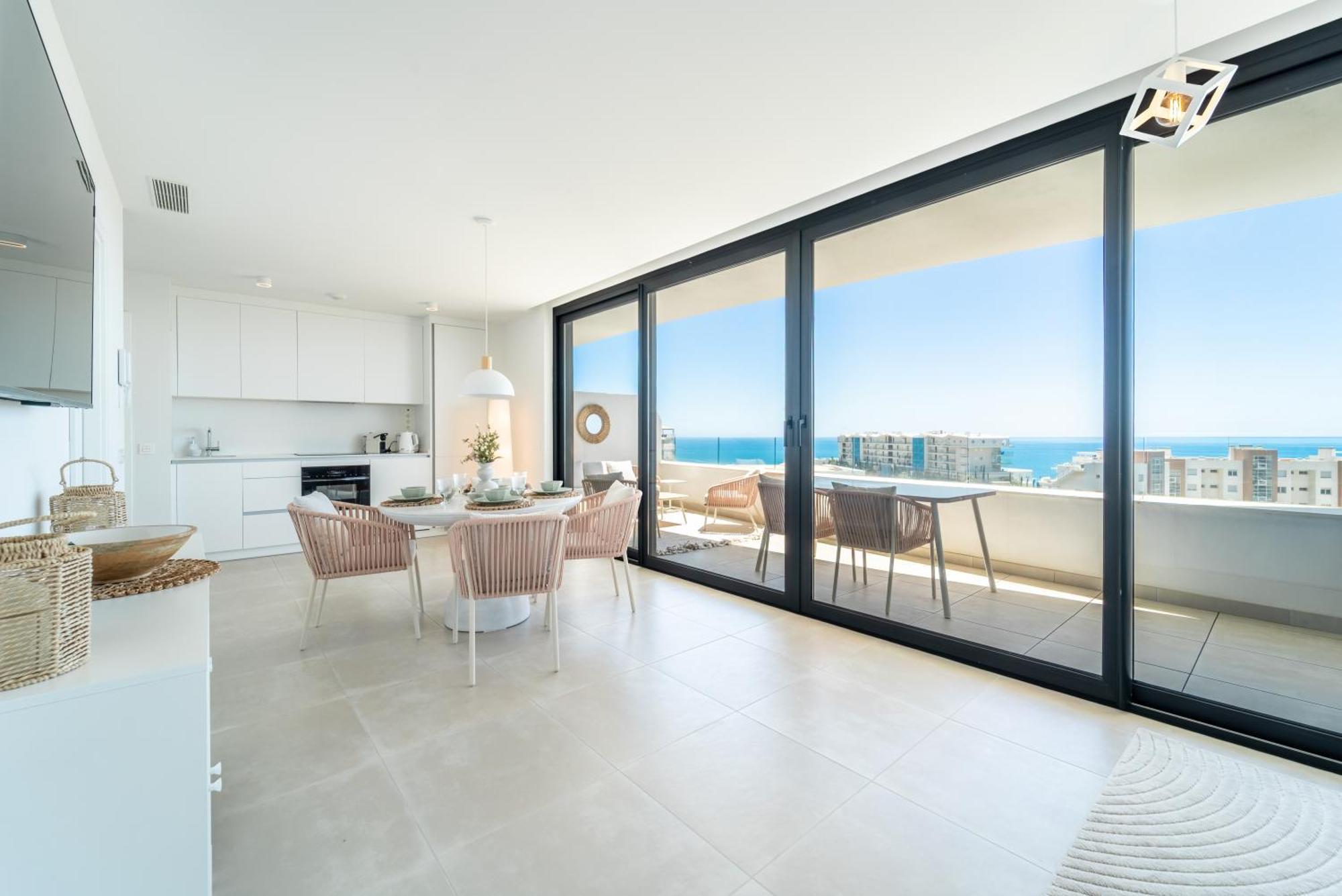 Higueron West Collection - La Casa Solana By Hwpc *