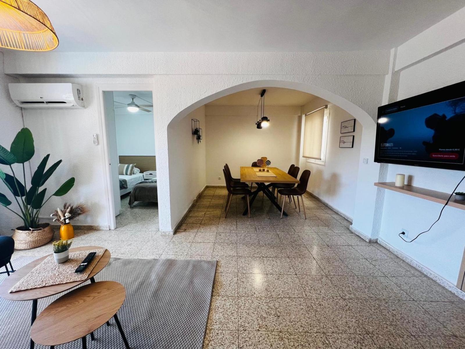 Apartment Boliches, Pax6, Wifi And Pool Fuengirola
