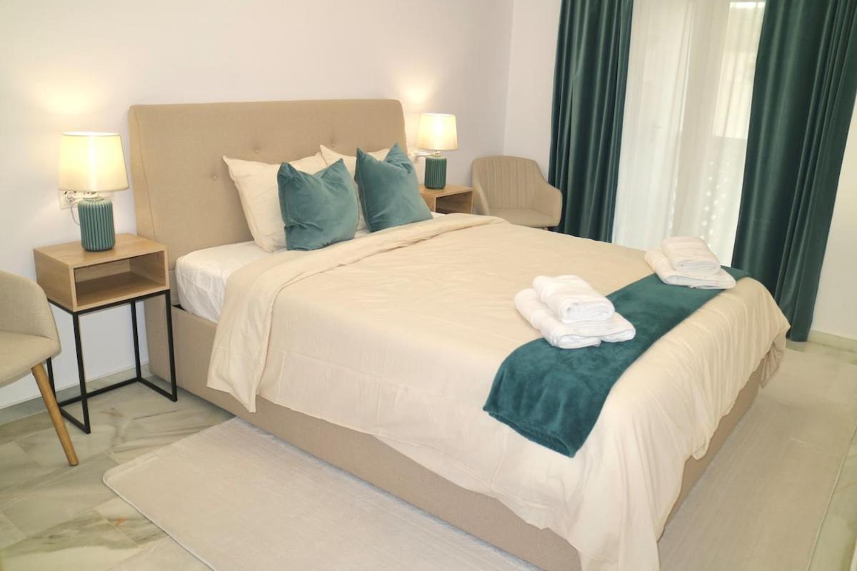 Fuengirola- Boliches Apartamento *
