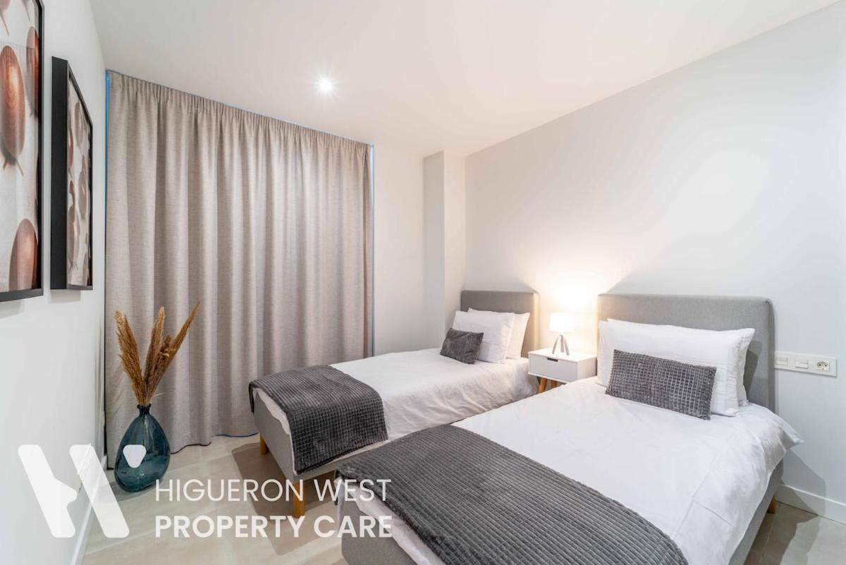 Higueron West Collection- The Sunset Lounge By Hwpc Apartment *