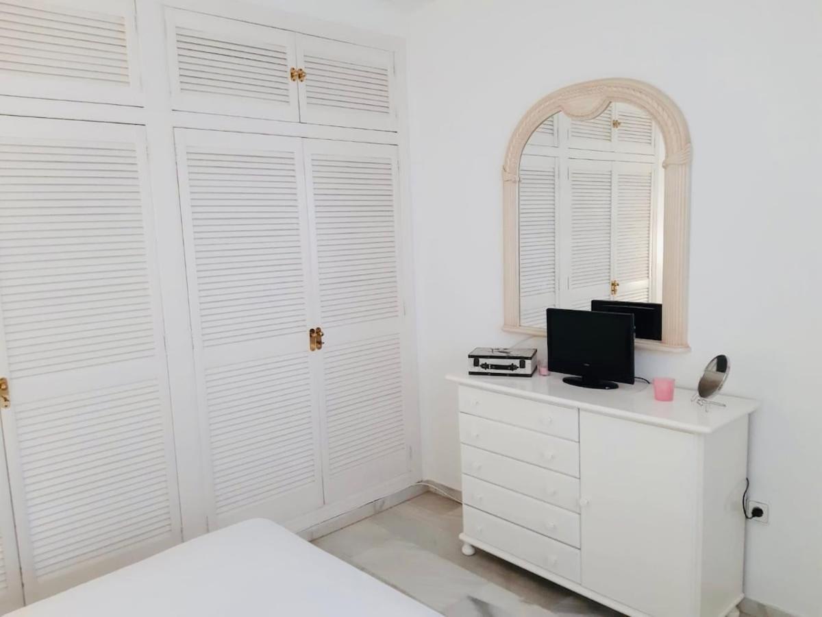 Bright & Cozy Flat With Views Of Apartamento Fuengirola