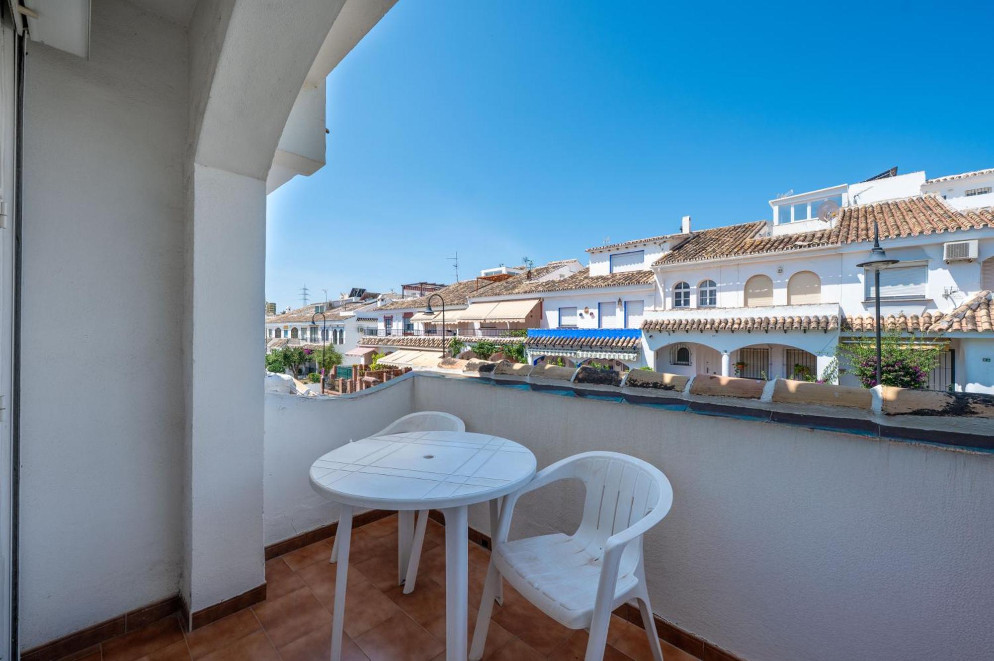 Sunny With Pool & Private Terrace Holiday home