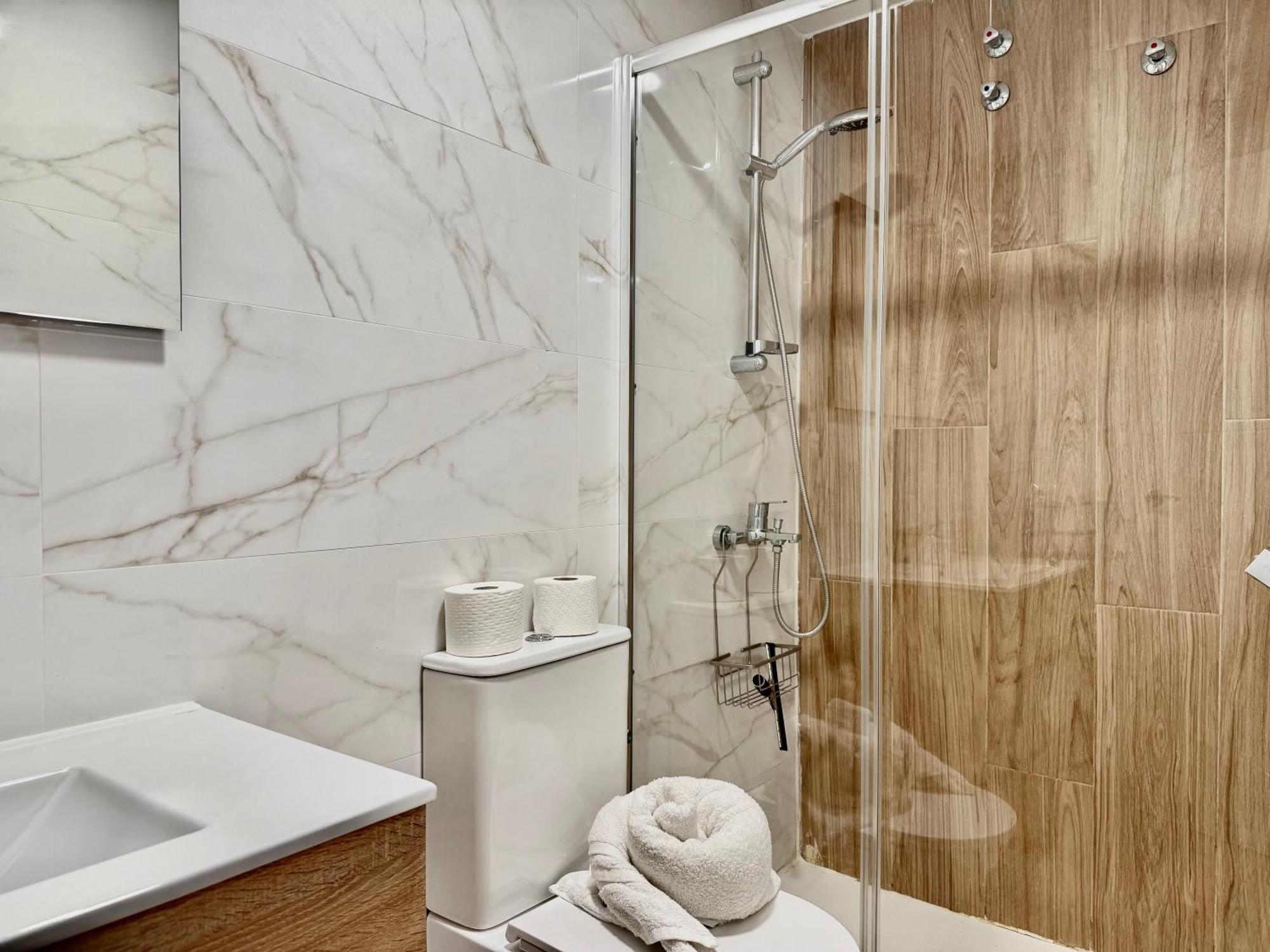 Nue - Nuevo, 2 Dormitorios, Wifi, Smart Tv, Playa Fuengirola