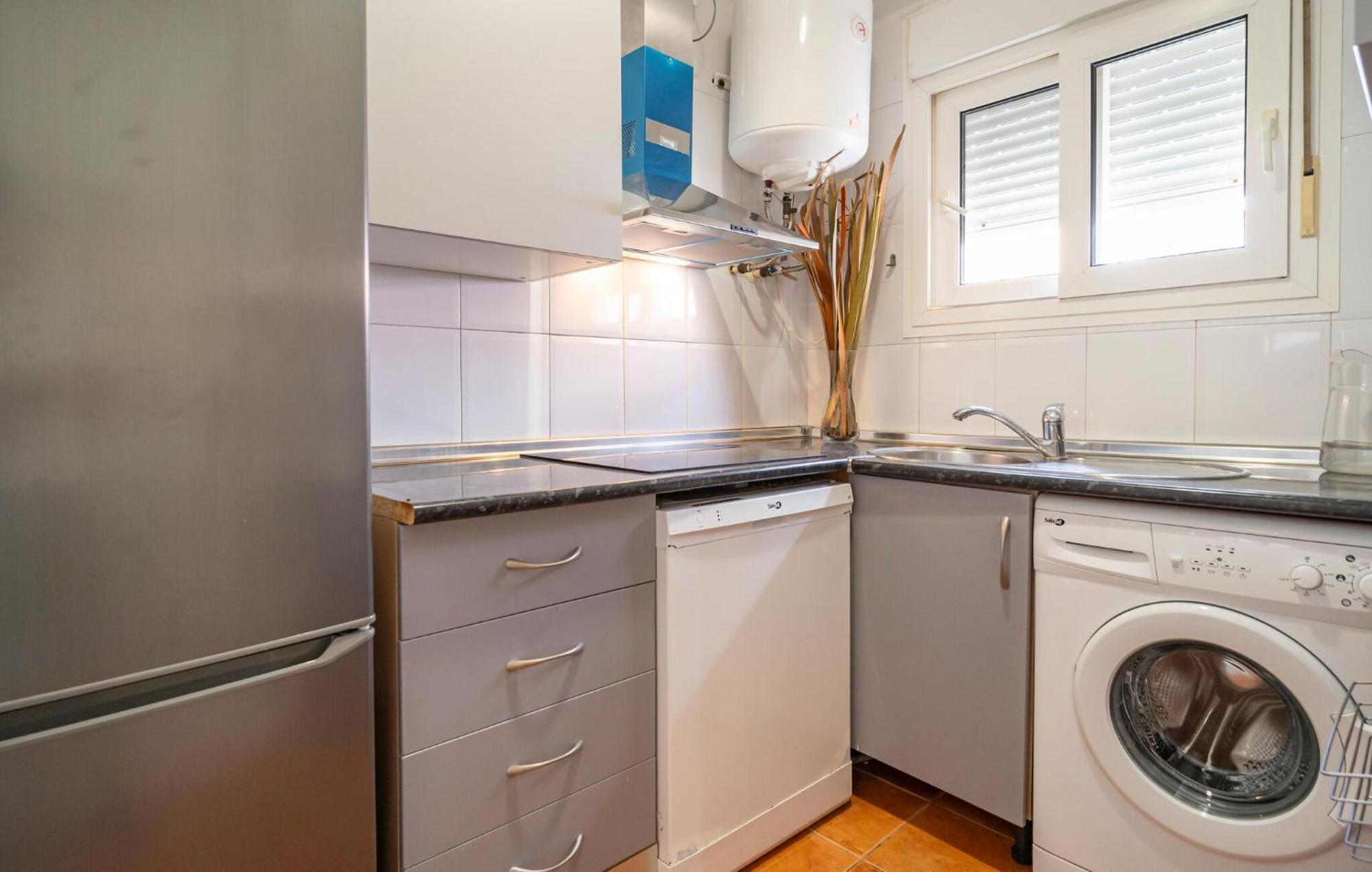 Stunning In With Wifi Apartment