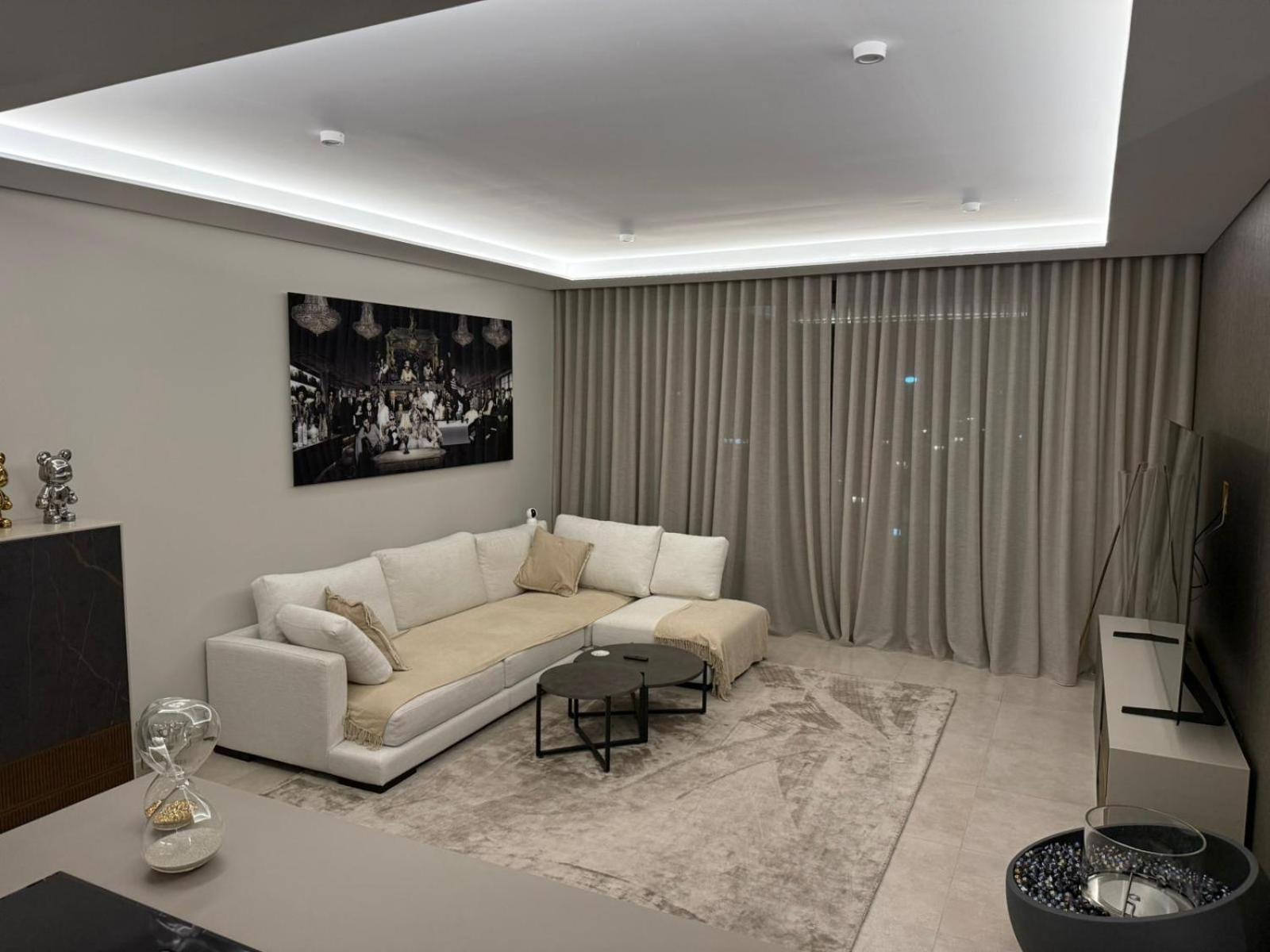 Jade Tower Magic's * Fuengirola