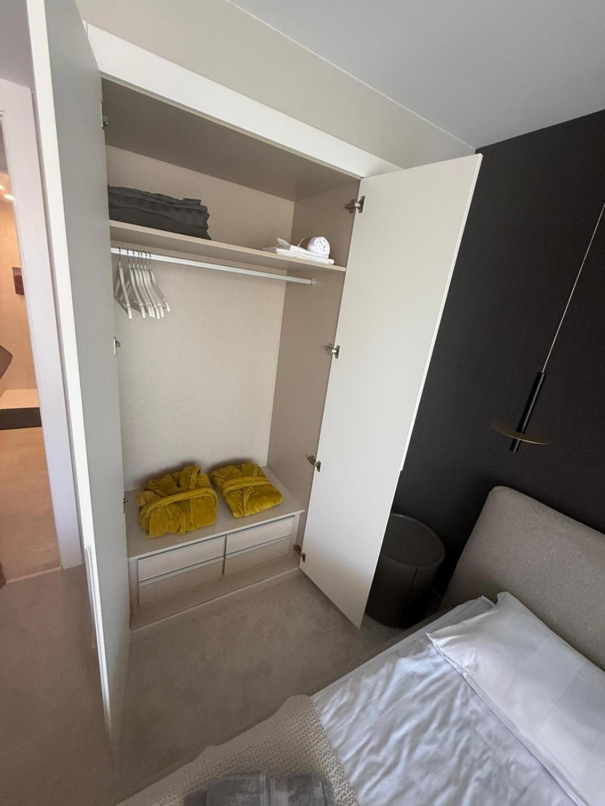 Jade Tower Magic's Apartment Fuengirola