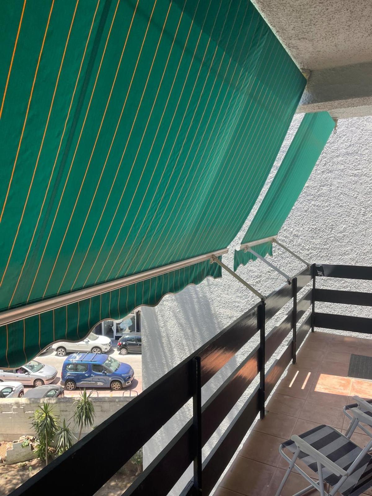 Beautiful 3 Bedrooms, 2 Baths, Balcony,