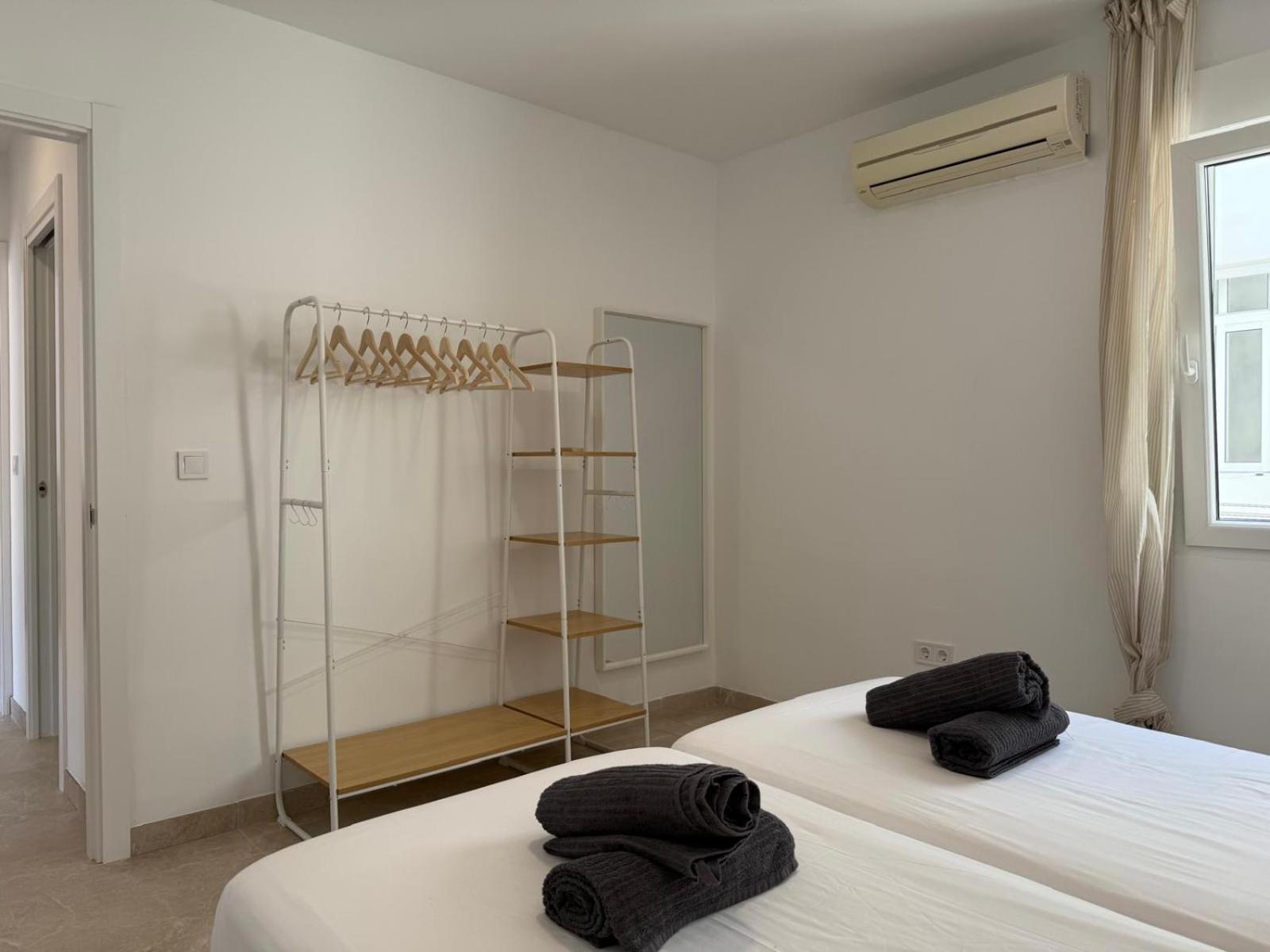 Grande Y Moderno Junto A La Playa & Parking Apartment Fuengirola