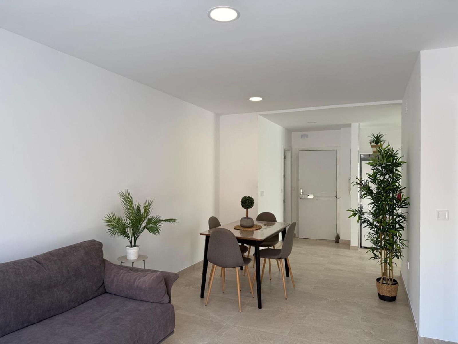 Grande Y Moderno Junto A La Playa & Parking Fuengirola