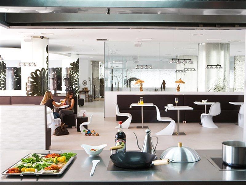 Ilunion Miramar Aparthotel 3*
