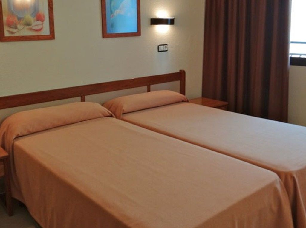 Ronda Iv Apartment