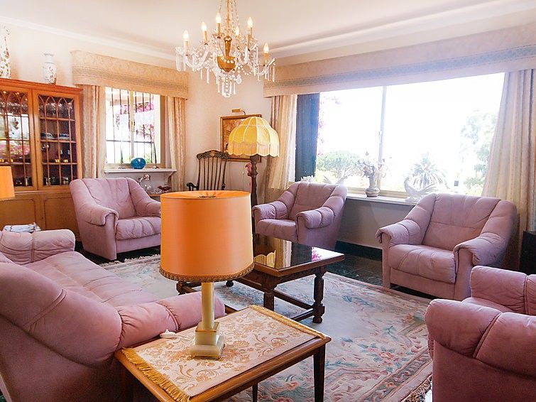 104205) Casa En Con Aire Acondicionado, Aparcamiento, Terraza, Jardin Hotel *