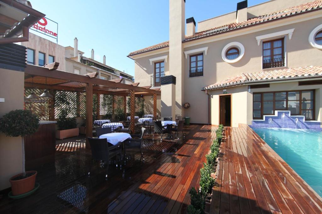 Casa Consistorial Hotel 4*