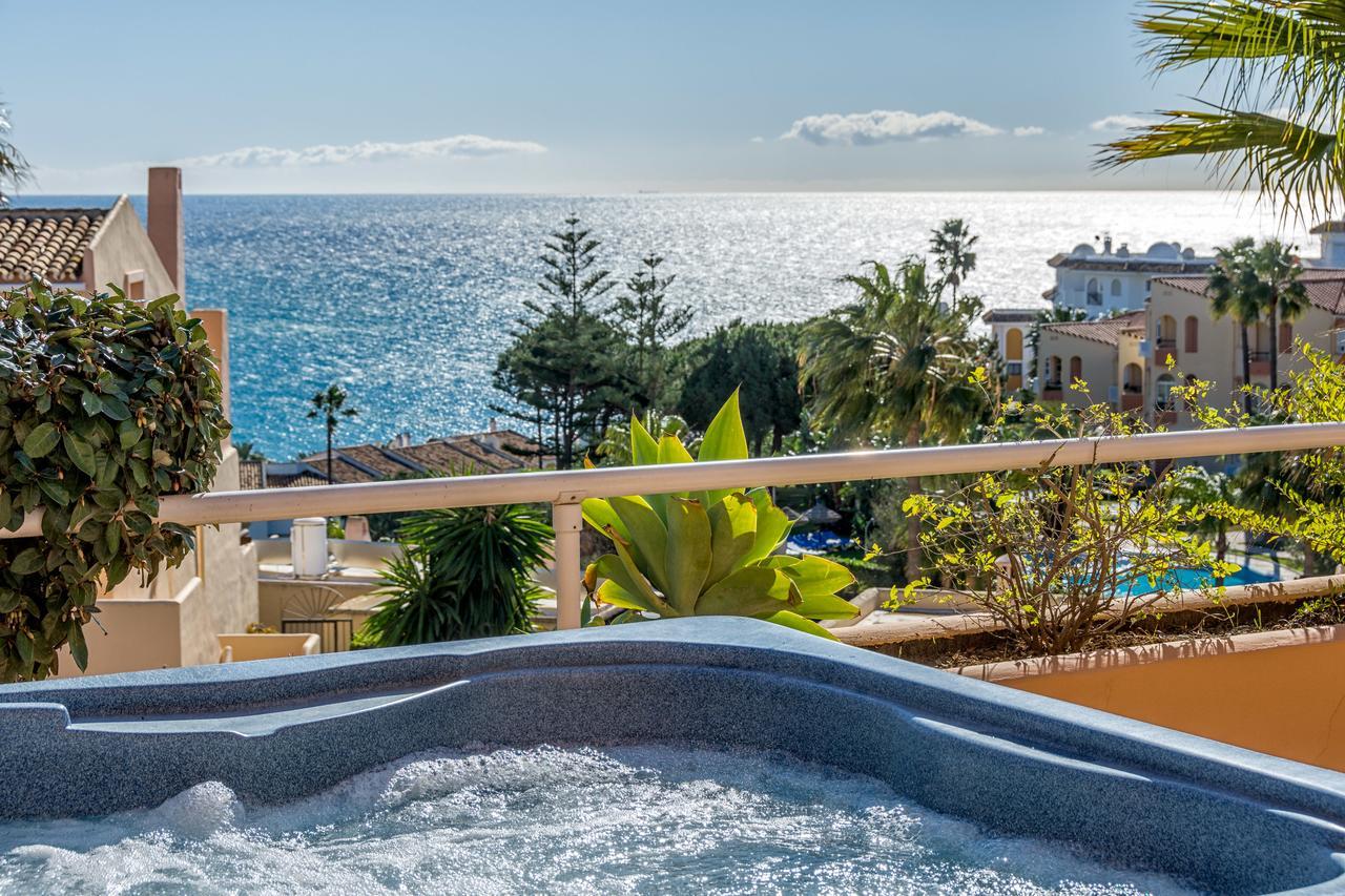 Malibu Mansions B12 By Rafleys