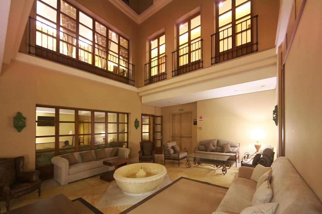 Hotel Casa Consistorial 4*