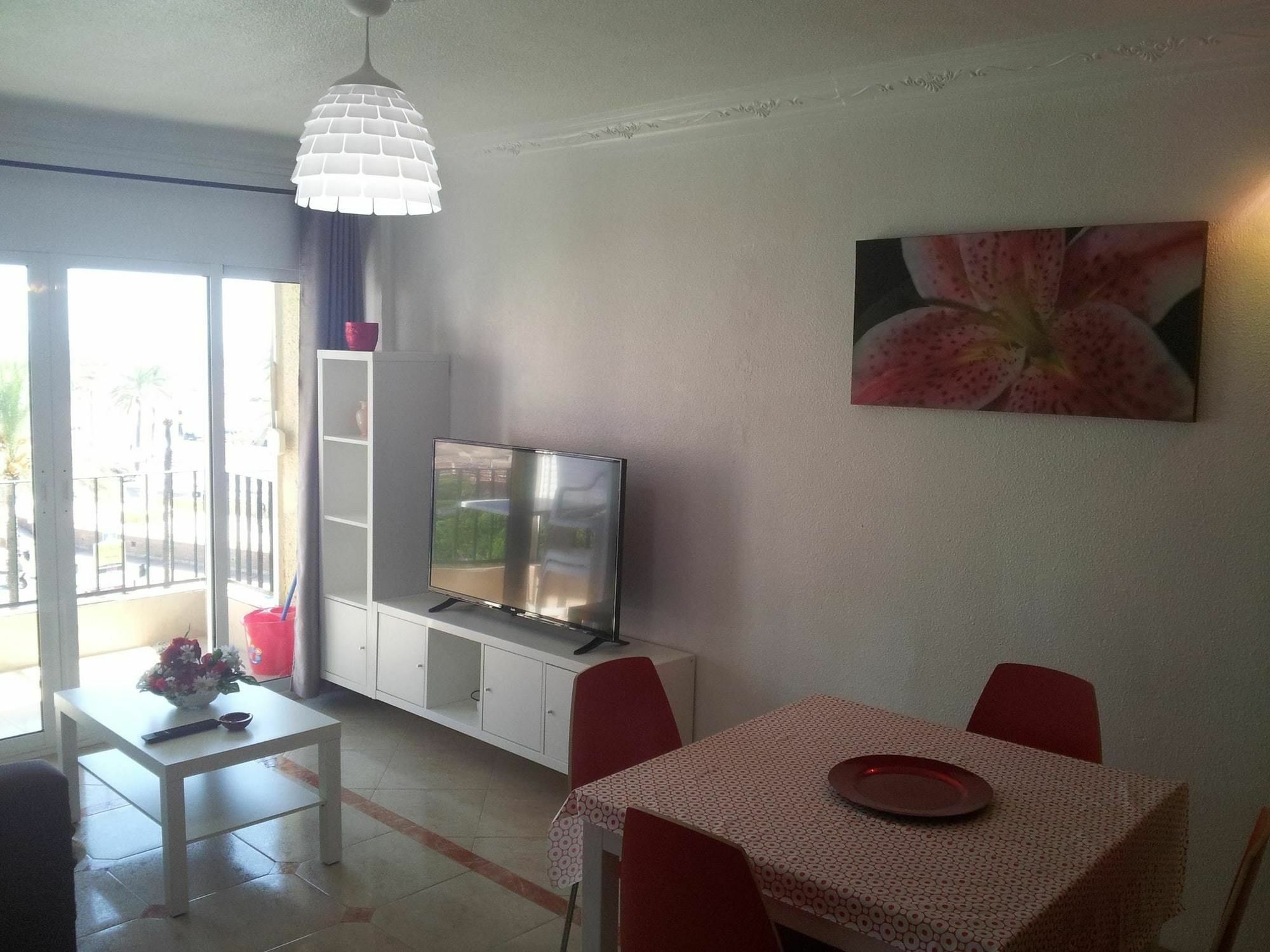 With 2 Bedrooms In Fuengirola, With Wonderful Sea View, Furnished T... * Fuengirola