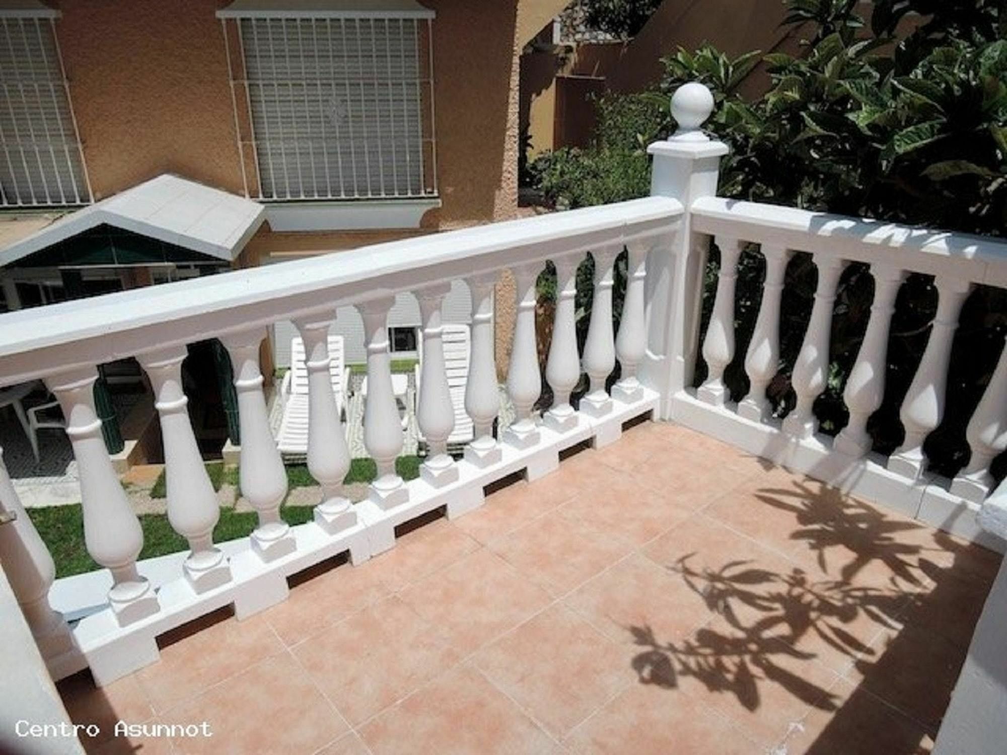 Calle Albahaca - 2