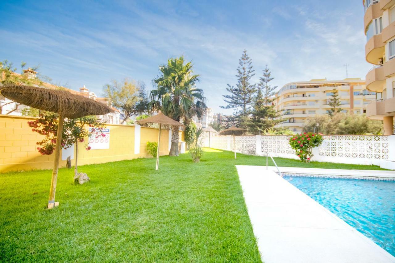 Cubo's Edificio La Duquesa * Fuengirola