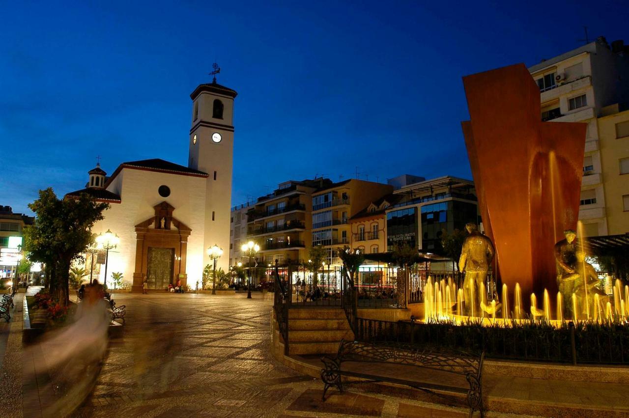 & Fuengirola