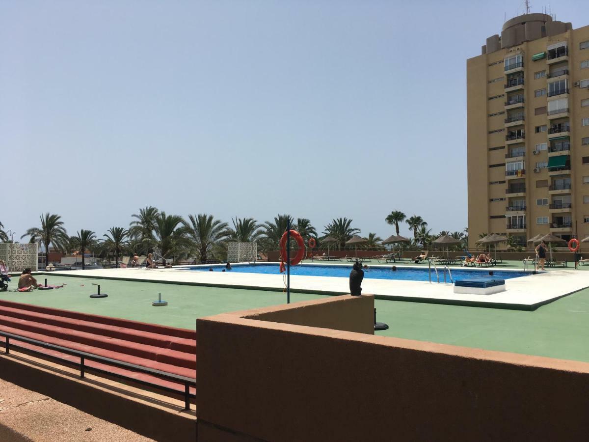Torre Ii Palmeras Mit Seitlichem Meerblick Und Pool In Appartement *