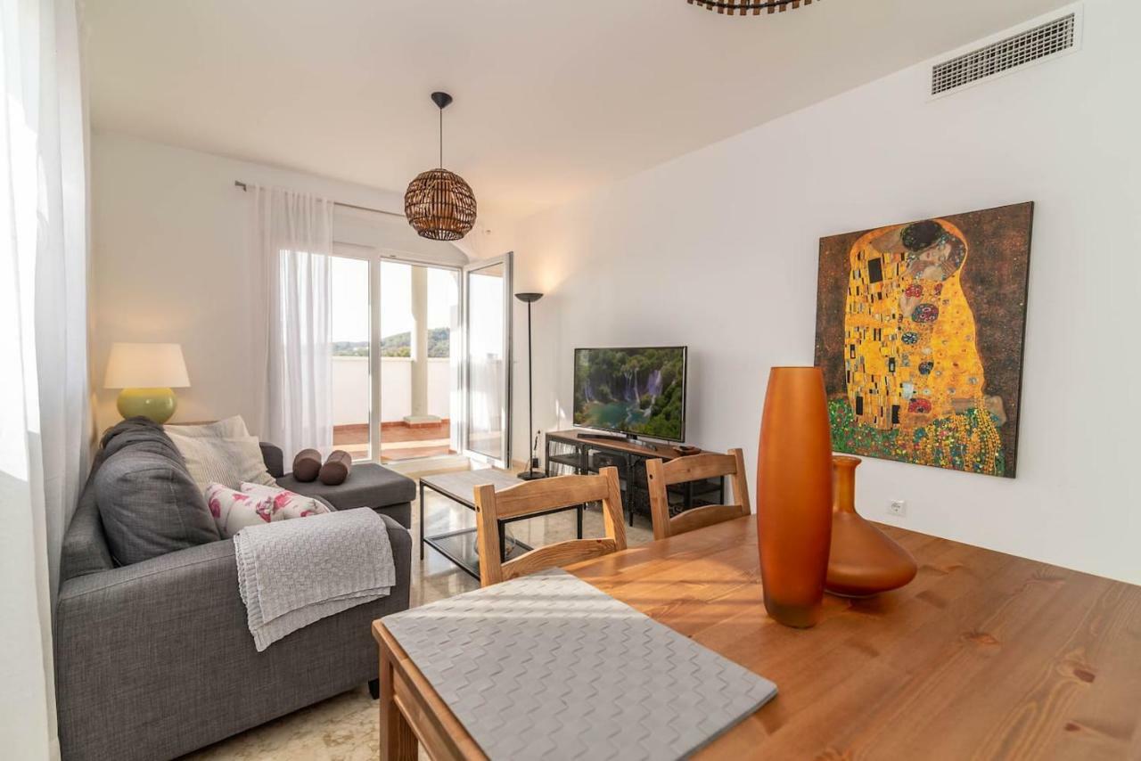 Recently Decorated 2bdr Penthouse In Apartamento Fuengirola