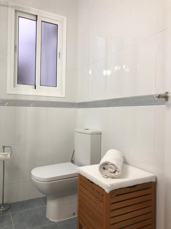 Beautiful Modern 100m From The Sea Apartment