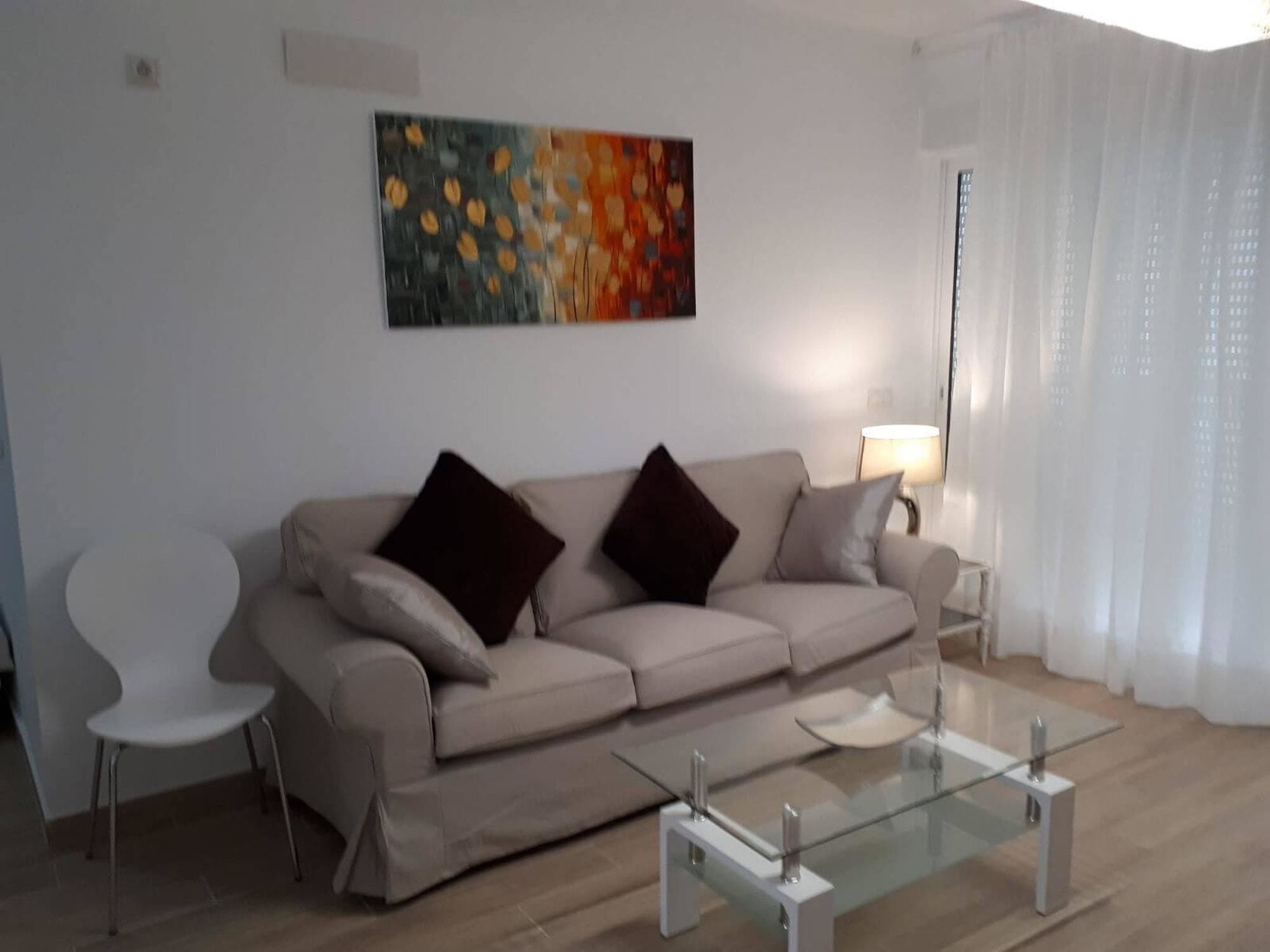 With 3 Bedrooms In Fuengirola, With Furnished Terrace - 10 M Apartment