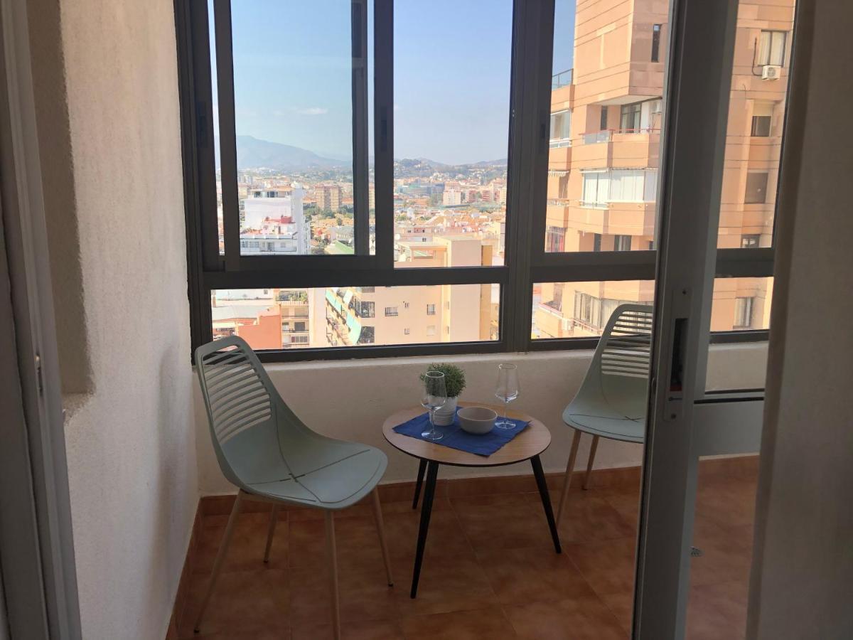 Appartement Torre Ii Palmeras Mit Seitlichem Meerblick Und Pool In Fuengirola