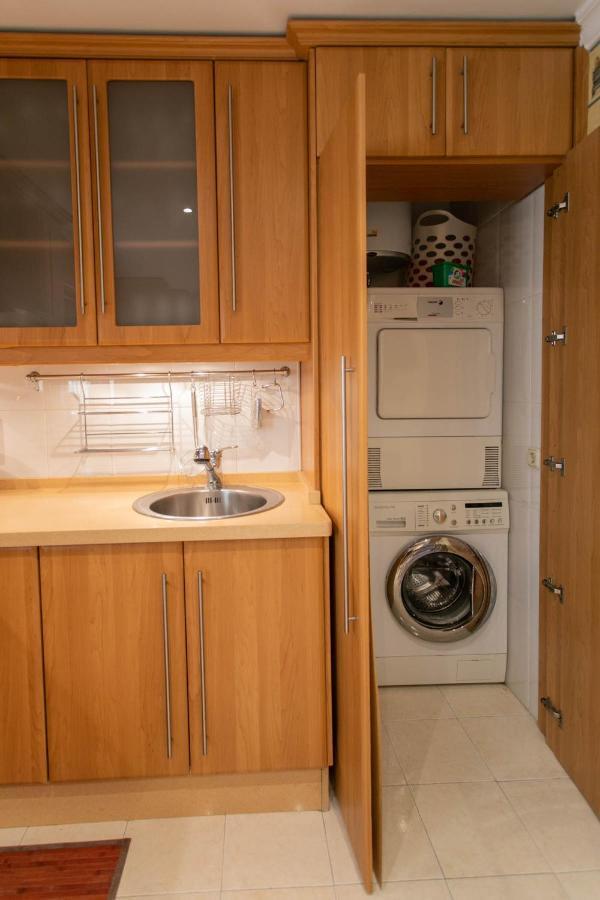 Apartamento 4 Bedroom Close By In Fuengirola