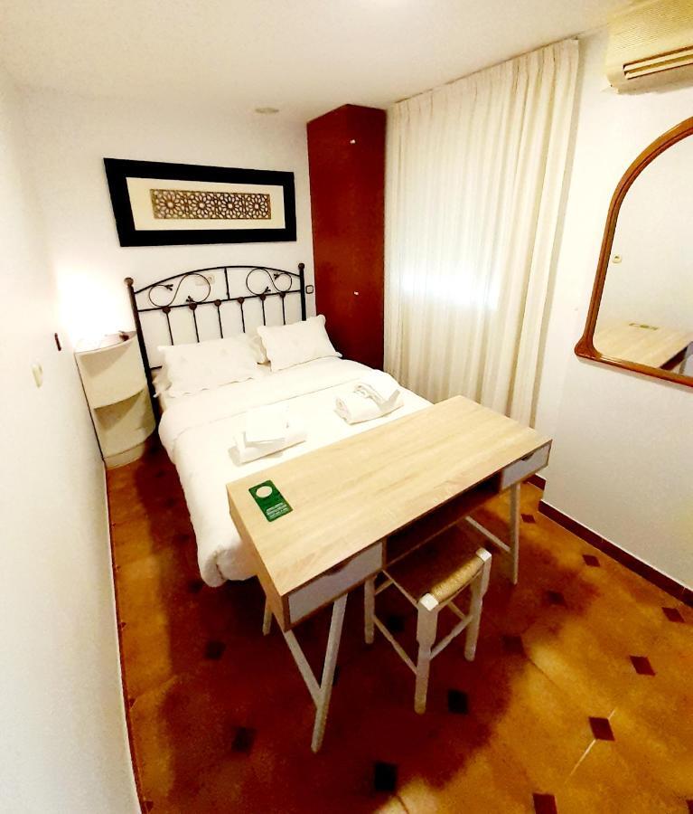 Hostal Kokkola * Fuengirola