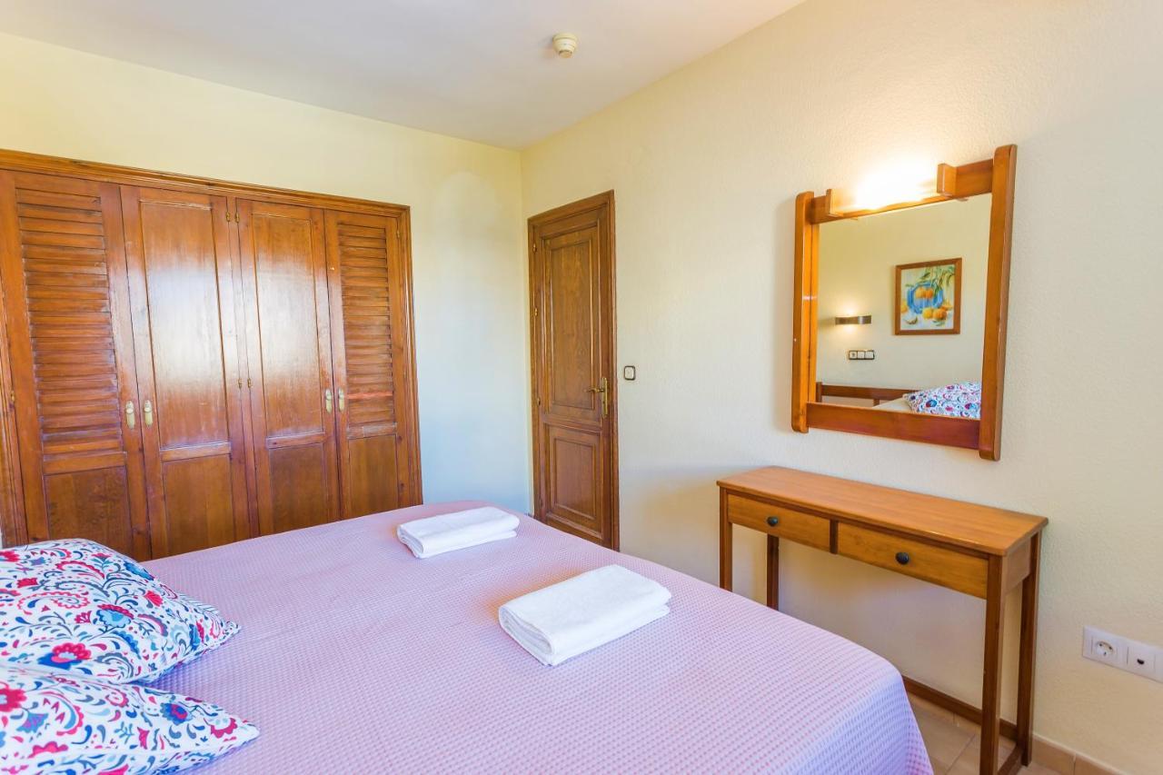 ☆beachfront 1br Ronda 4 - Ac/wifi/pool Apartment *